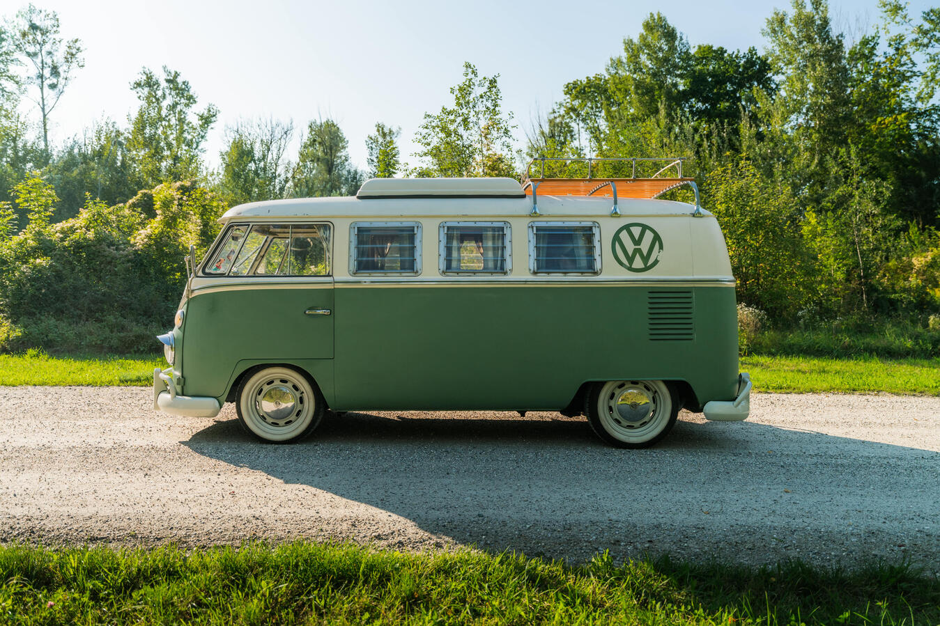 VW T1 Bulli Westfalia Baujahr 1966 in Seitenansicht